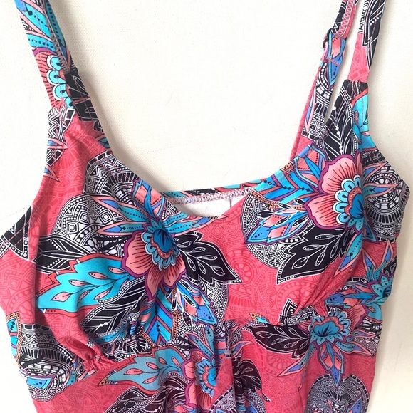Croft & Barrow Floral Swim Tankini. Size 6 - Picture 8 of 8